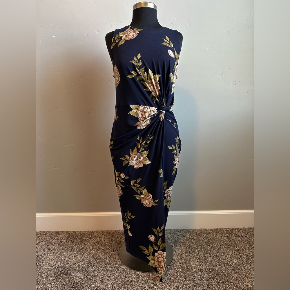 Nine Britton Midi Floral Dress